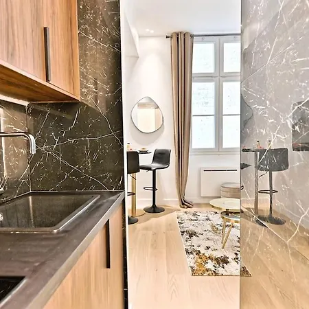 Chic Au Centre Du Sentier - Ii Апартаменты